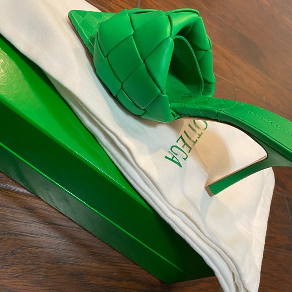 COPY - Bottega Veneta Lido Mules in color Grass